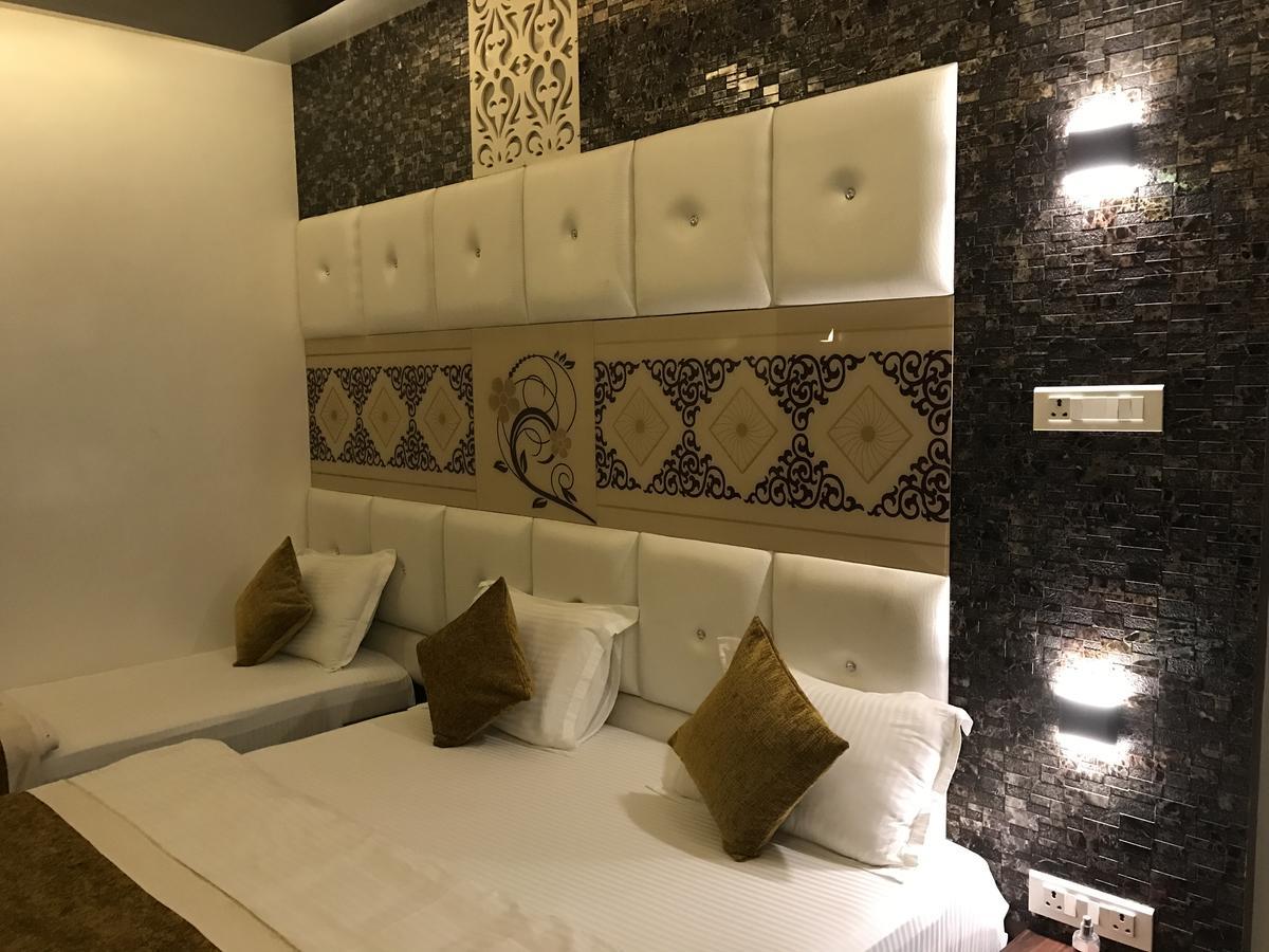 Hotel Mmk Kanpur Exterior photo