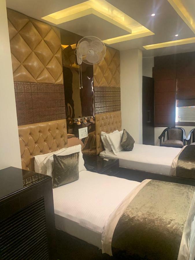 Hotel Mmk Kanpur Exterior photo