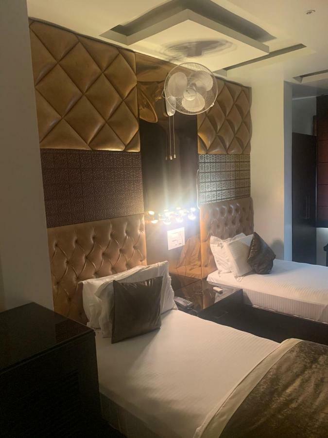 Hotel Mmk Kanpur Exterior photo