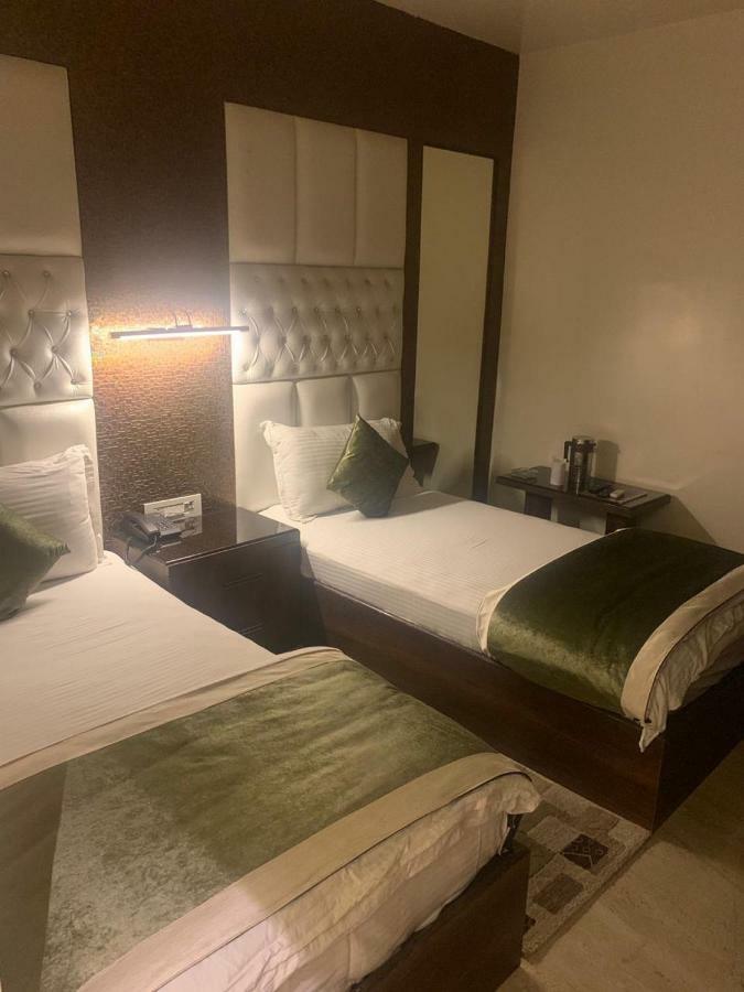 Hotel Mmk Kanpur Exterior photo